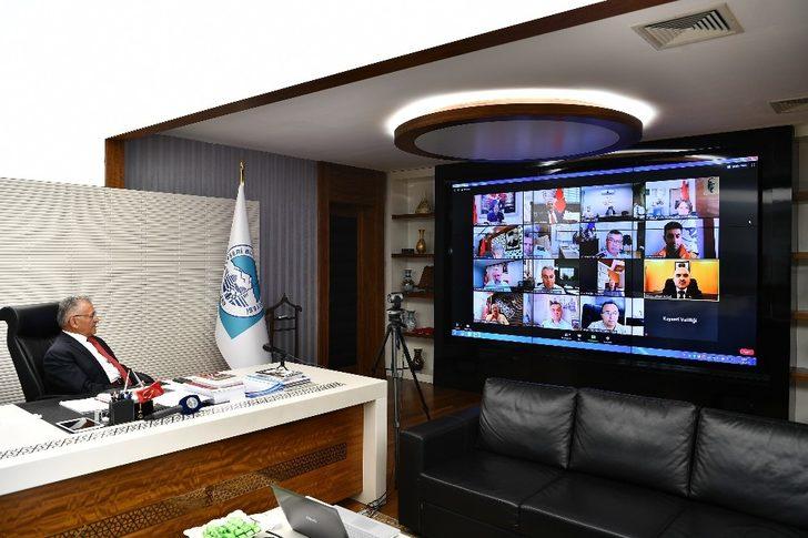 Başkan Büyükkılıç, pandemi kurulu toplantısına katıldı G2