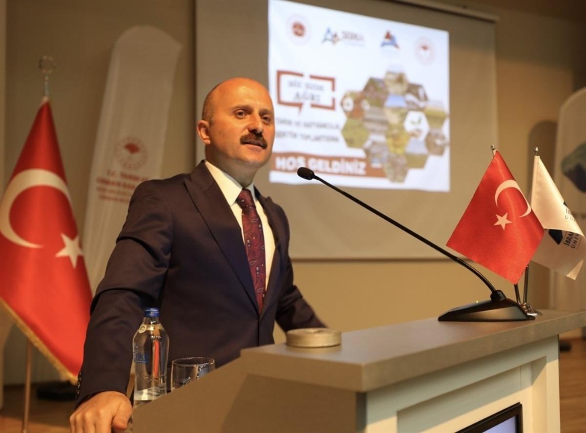 Vali Varol, Tarım ve Hayvancılık Sekt&ouml;r Toplantısı&rsquo;na katıldı