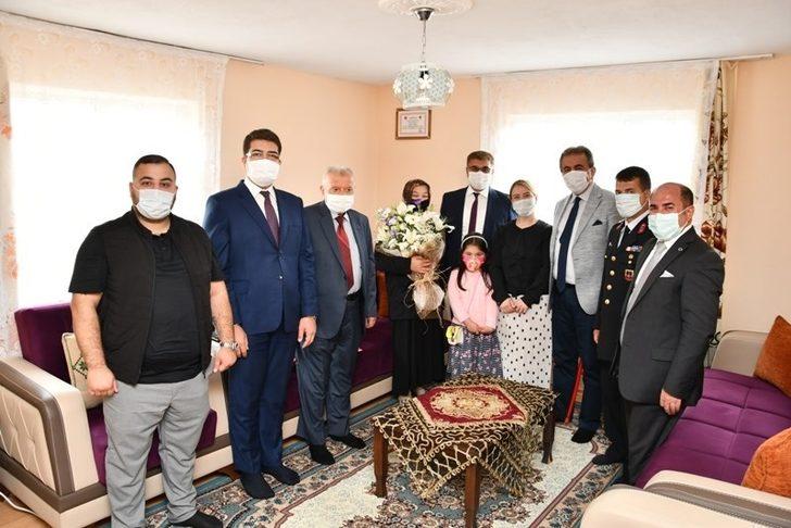 15 Temmuz şehidinin mezarına ziyaret G2