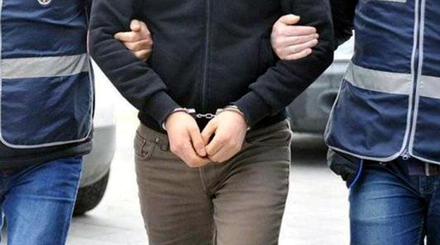 Manisa'da FETÖ'den aranan eski polis memuru yakalandı