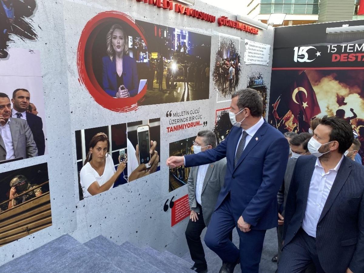 Zeytinburnu&rsquo;nda 15 Temmuz fotoğraf sergisi a&ccedil;ıldı