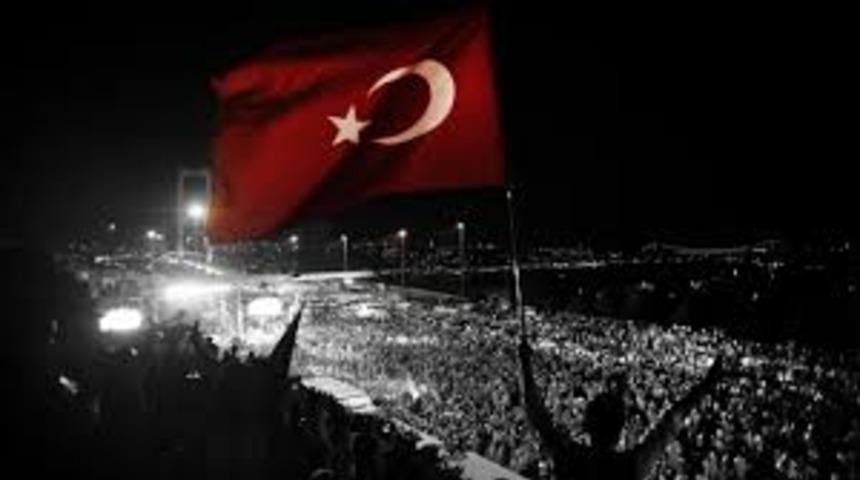 Beşiktaş, Fenerbahçe, Galatasaray ve Trabzonspor’dan, ’15 Temmuz Demokrasi ve Milli Birlik Günü’ mesajı