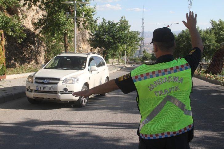 Elazığ’da jandarmadan 15 Temmuz Demokrasi ve Milli Birlik Günü etkinliği G3