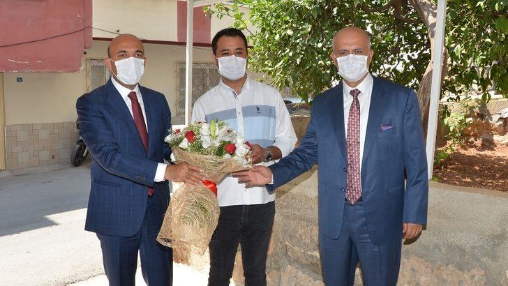 Rektör Prof. Dr. Çamsarı, 15 Temmuz gazisi Onur Can Kuş’u ziyaret etti G2