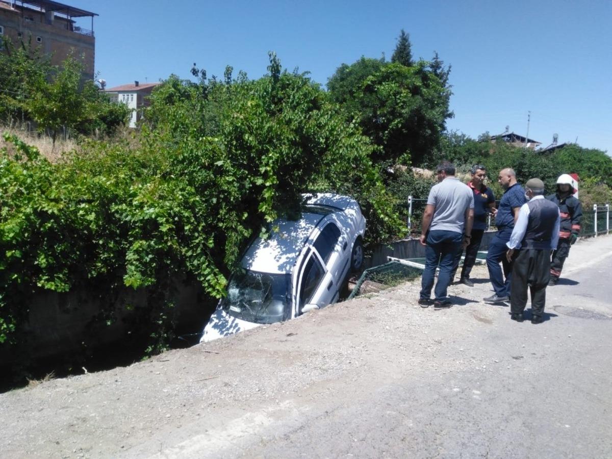 Aynı b&ouml;lgede yaşanan kazalar mahalleliyi tedirgin ediyor