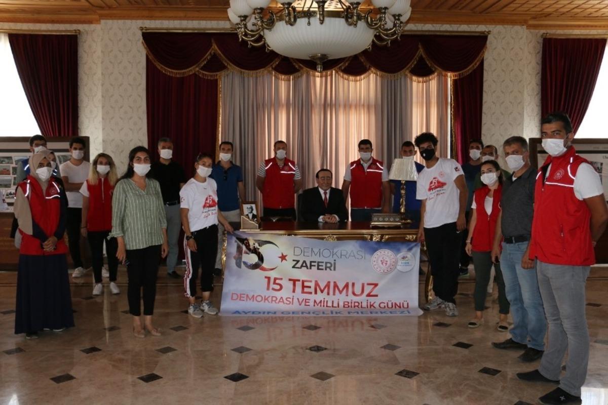 Aydınlı gen&ccedil;lerden Adnan Menderes M&uuml;zesi&rsquo;ne ziyaret