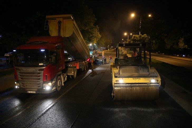 Osman Kavuncu Bulvarında asfalt yenileme çalışmaları sürüyor G4