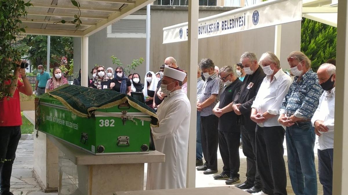 Bursalı gen&ccedil; avukat son yolculuğuna uğurlandı