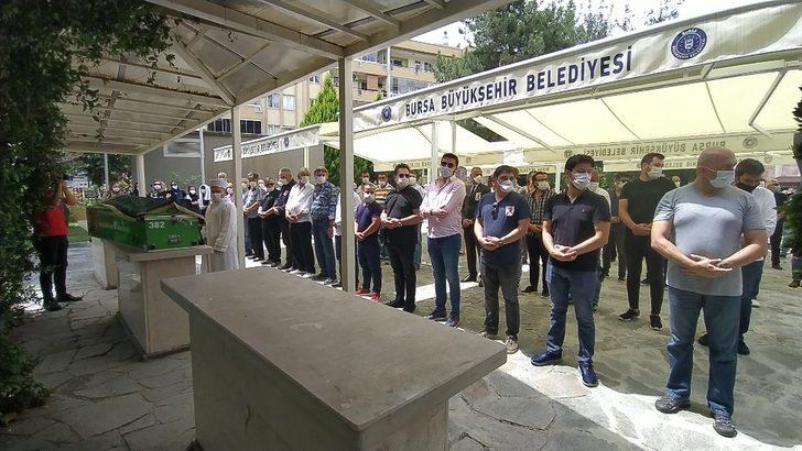 Bursalı genç avukat son yolculuğuna uğurlandı G5