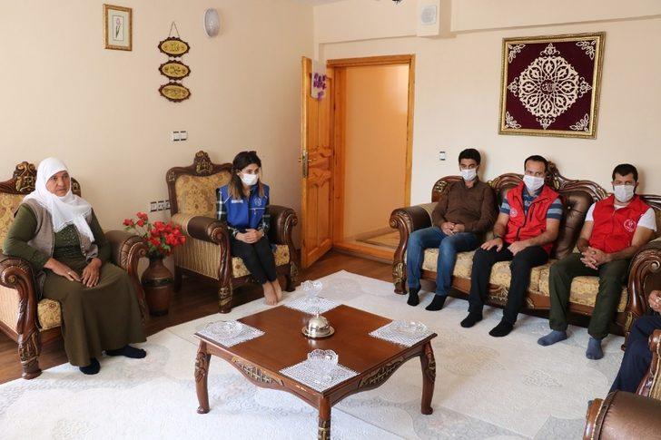 Ağrı GİSM’den şehit ailesine ziyaret G3