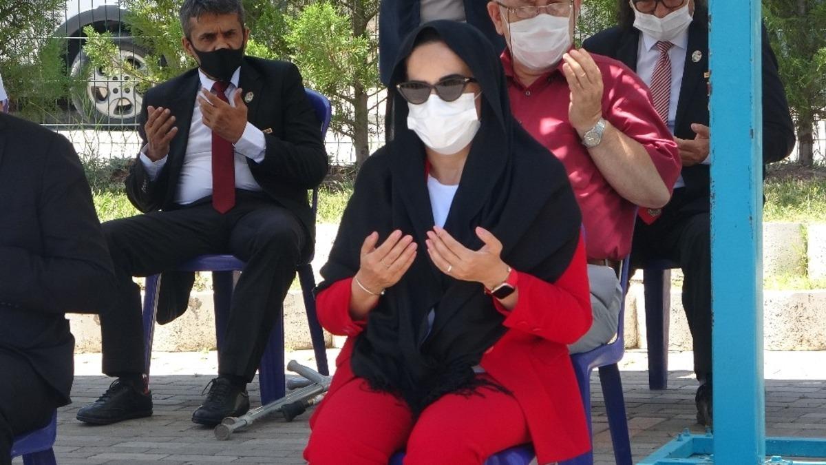 Uşak&rsquo;ta 15 Temmuz şehitleri, mezarları başında anıldı