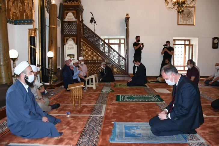 İnegöl’de 15 Temmuz şehitleri Mevlid-i Şerif’le anıldı G2