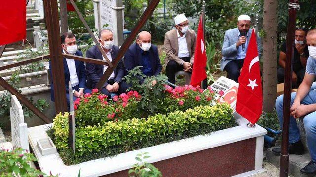 Bağcılar’da 15 Temmuz şehidi kabri başında anıldı