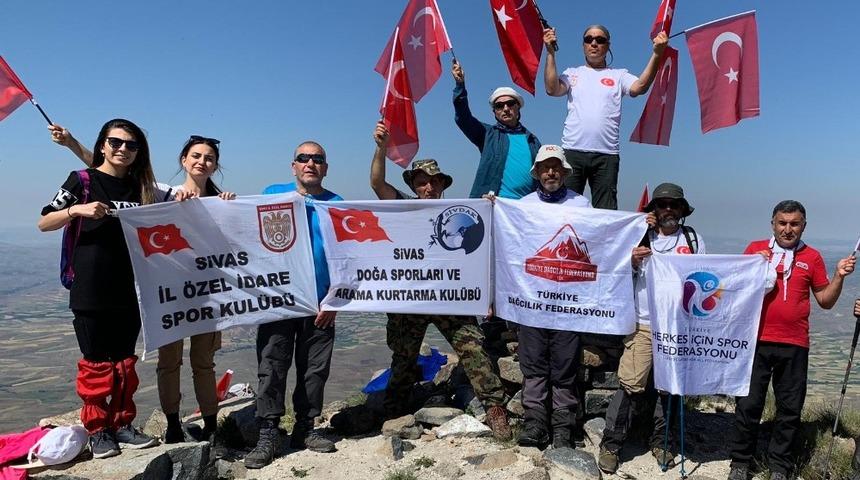 15 Temmuz anısına tırmandılar