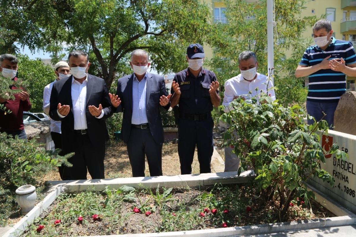 15 Temmuz&rsquo;un 4. senesinde şehitler dua ve ziyaretlerle anıldı