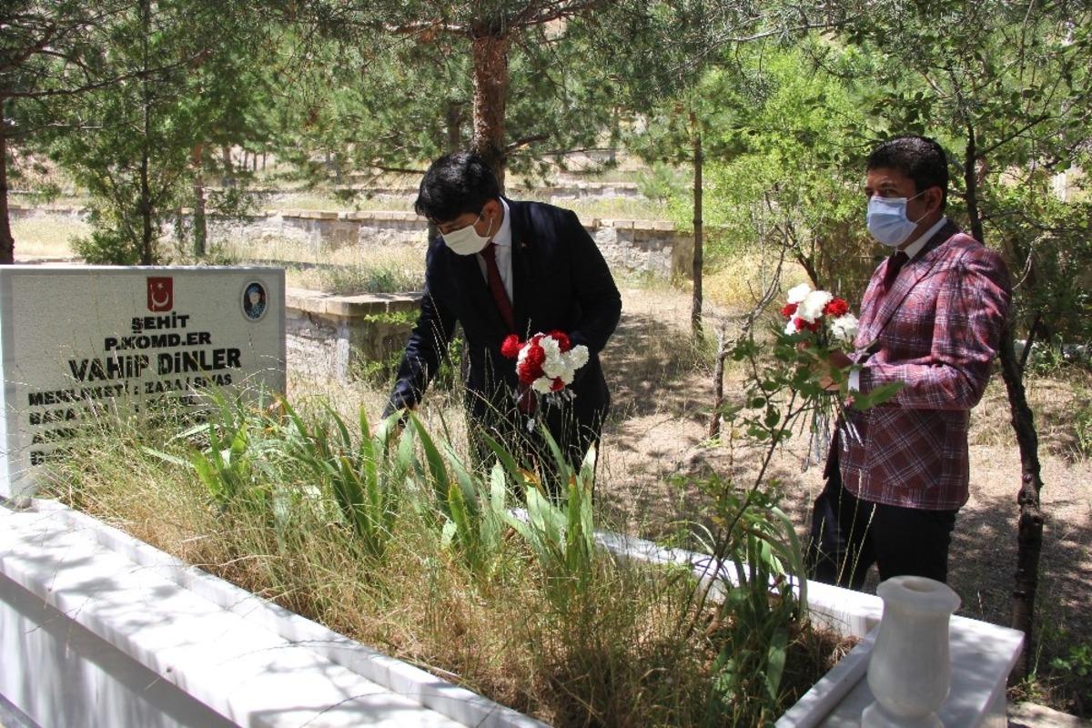 Vali şehidin hayatının film yapılması gerektiğini s&ouml;yledi