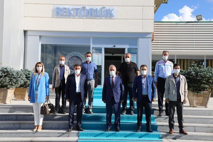 Müstakil ve Sanayici İş Adamları Derneği’nden Rektör Çomaklı’ya ziyaret G3