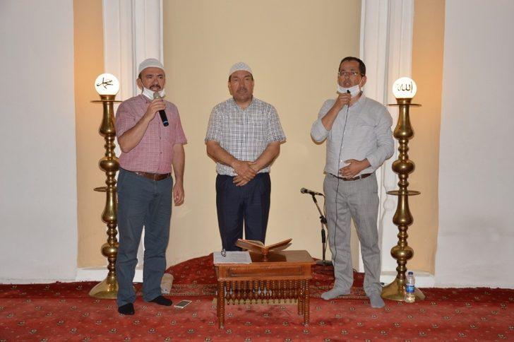 Vakıflar Bölge Müdürlüğünden şehitler için mevlid-i şerif G3