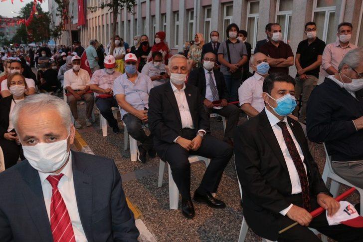 Balıkesir Demokrasi Nöbetinde buluştu G3