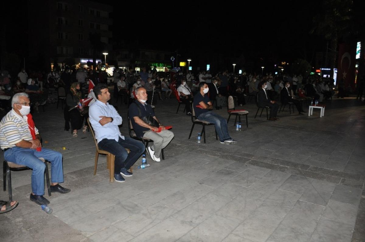 Milas geceyi Meydan&rsquo;da ge&ccedil;irdi