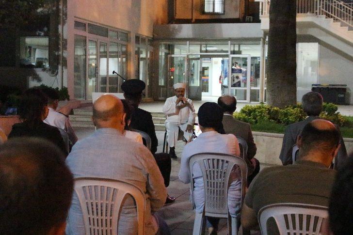 Denizli’de 1214 camide eş zamanlı olarak sela sesi yükseldi G5