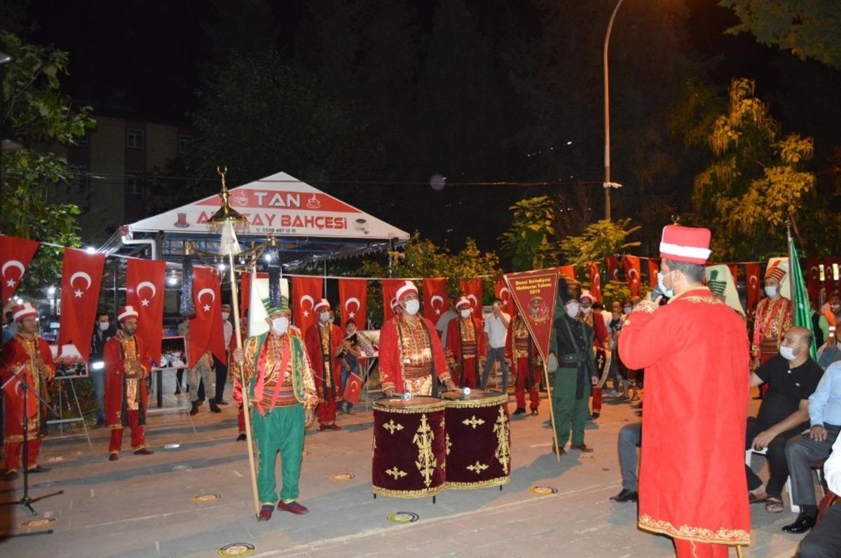 Besni&rsquo;de 15 Temmuz etkinliği