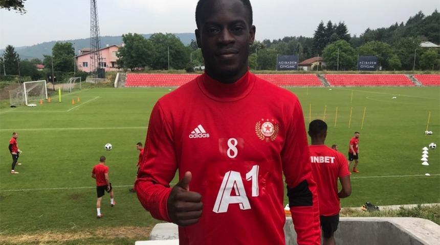Edwin Gyasi kimdir? Beşiktaş transferi bitirdi