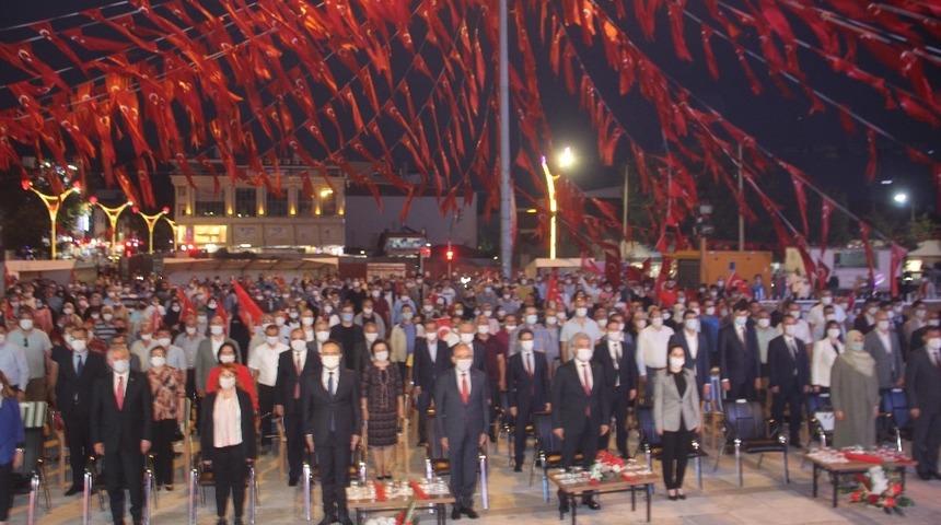 Erzincan&rsquo;da 15 Temmuz şehitleri anıldı