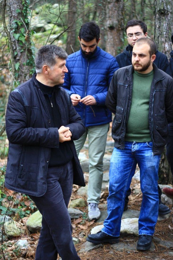 BUÜ’lü akademisyenler yeni bir bakteri türü keşfetti G5