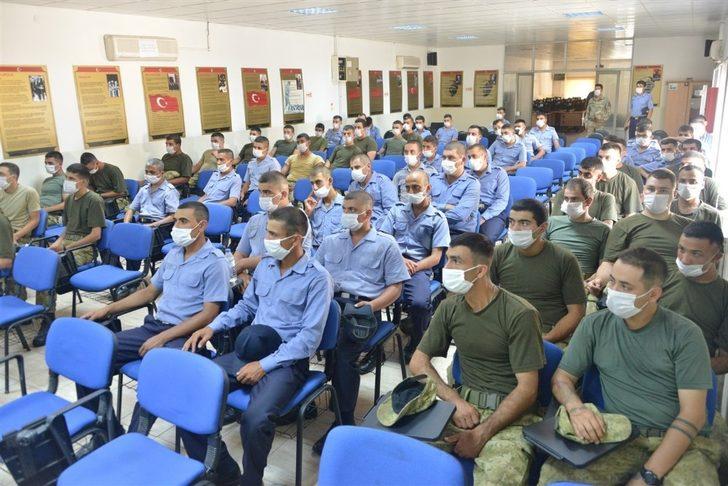 Askeri birliğe yangın eğitimi G2