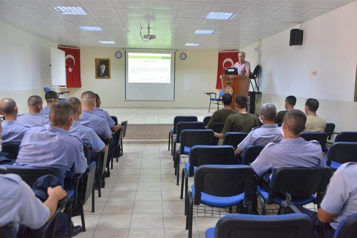 Askeri birliğe yangın eğitimi G3