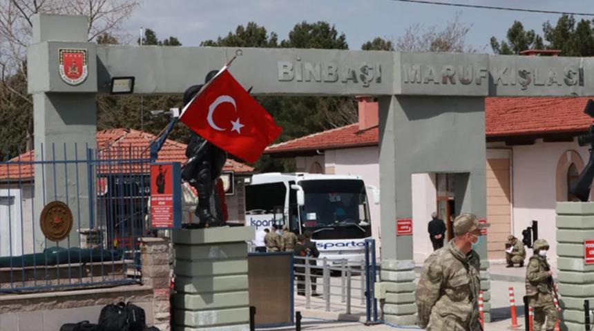 Burdur'da askeri birlikte koronavirüs alarmı! Sayı 449'a yükseldi