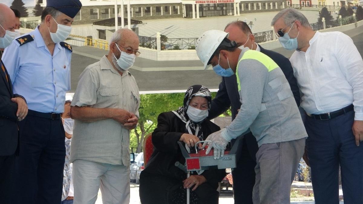 Eğitimin hayırsever amcası Osman Ulubaş&rsquo;tan iki hayır birden