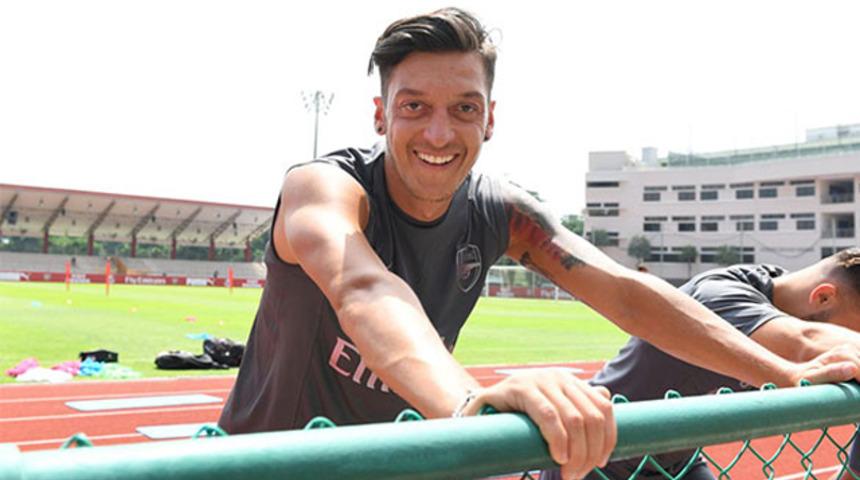 Mesut Özil'den Fenerbahçe'ye yeşil ışık