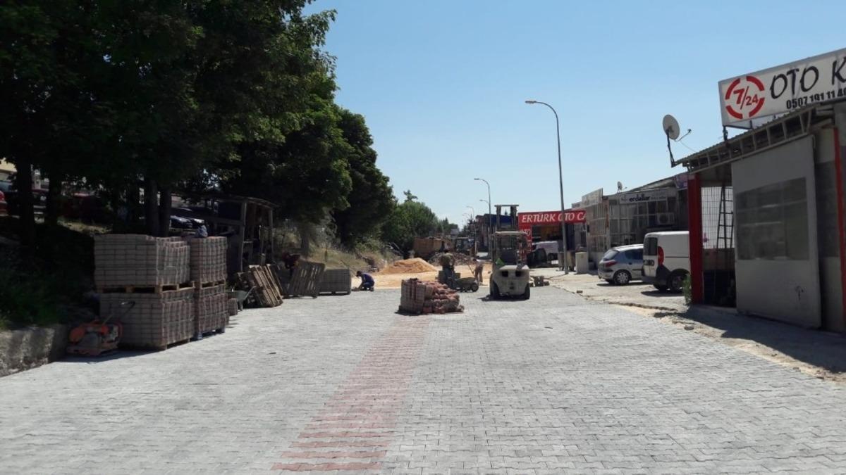 K&uuml;&ccedil;&uuml;k Sanayi Sitesi&rsquo;nde altyapı ve parke &ccedil;alışması