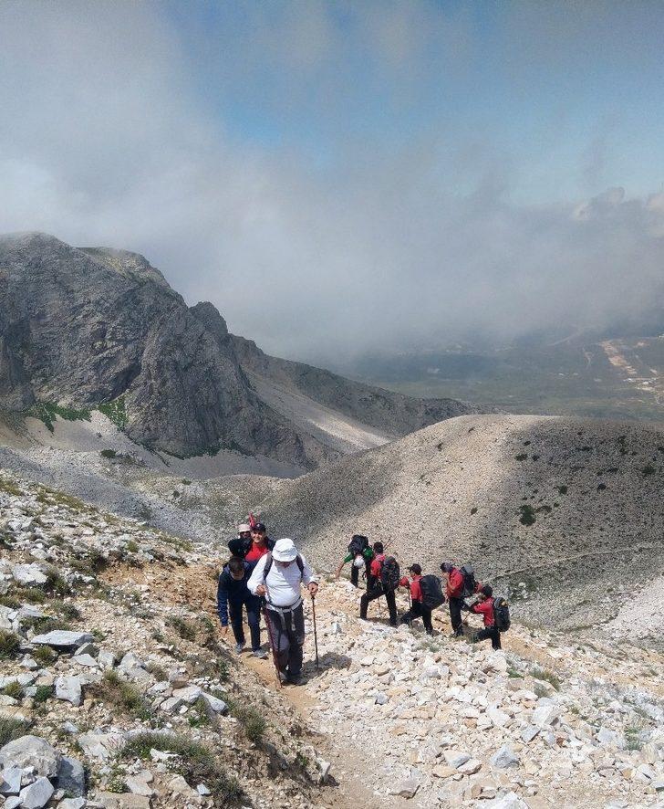 Doğa tutkunlarından 15 Temmuz zirvesi G5