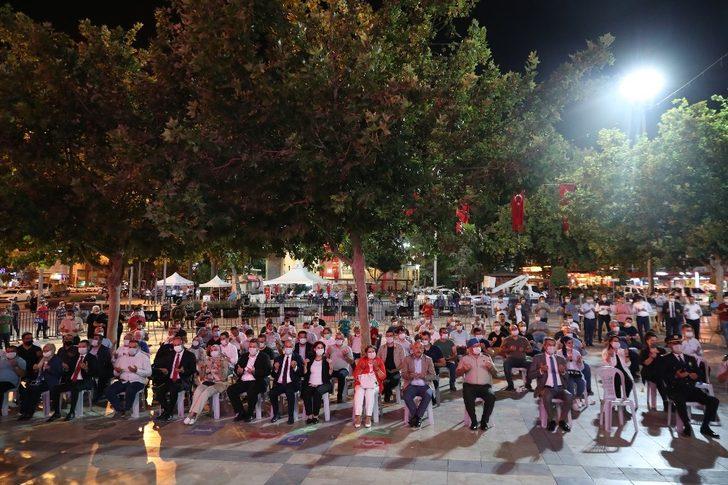 15 Temmuz hatıra defterine, milli iradeye olan bağlılıklarını yazdılar G3