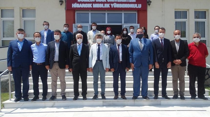 Rekt&ouml;r Uysal: &ldquo;Hisarcık MYO&rsquo;da bir&ccedil;ok &uuml;niversitede olmayan imkanlar var&rdquo;