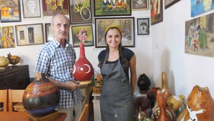 Balıkesir’de tarım teknikeri evini sanat galerisine çevirdi G5