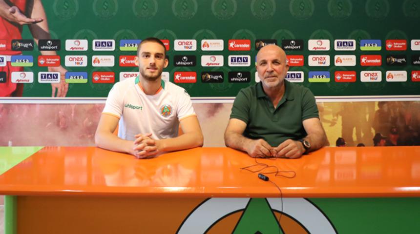 Alanyaspor, Berkan İsmail Kutlu ile sözleşme imzaladı