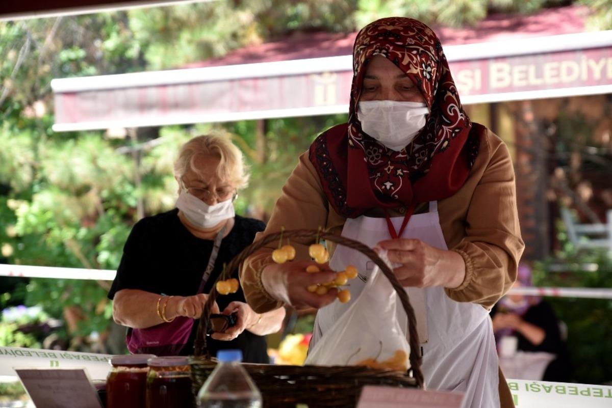 Eskişehirlilerin vazge&ccedil;ilmezi: kadın &uuml;retici &uuml;r&uuml;n satış noktası