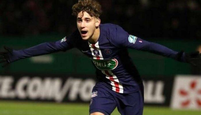 Saint Etienne, Adil Aouchiche ile anlaştı