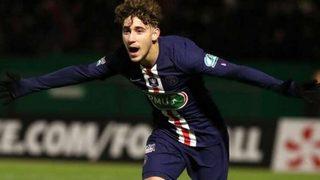 Saint Etienne, Adil Aouchiche ile anlaştı