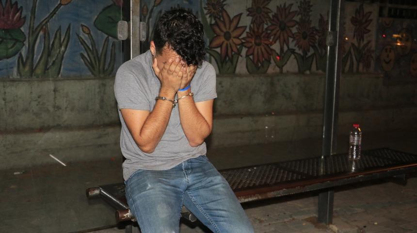 Ehliyetsiz s&uuml;r&uuml;c&uuml;, 25 kilometrelik kovalamaca sonucu yakalandı