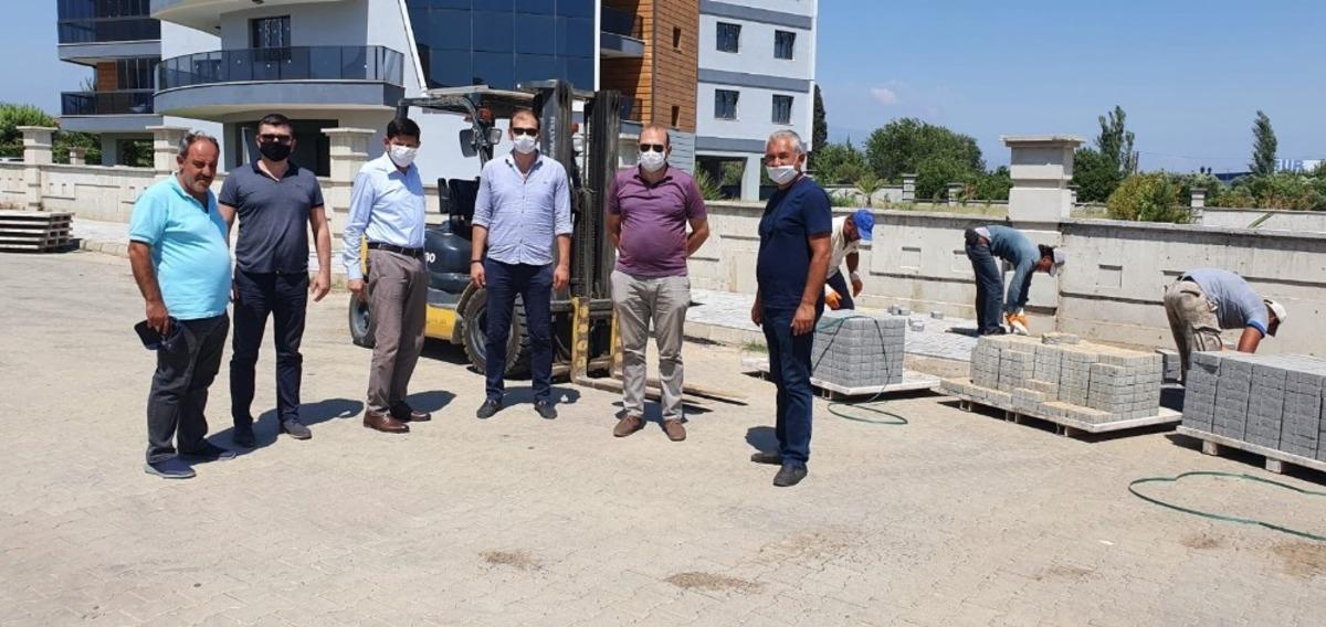 Başkan &Ouml;zcan yol &ccedil;alışmalarını denetledi