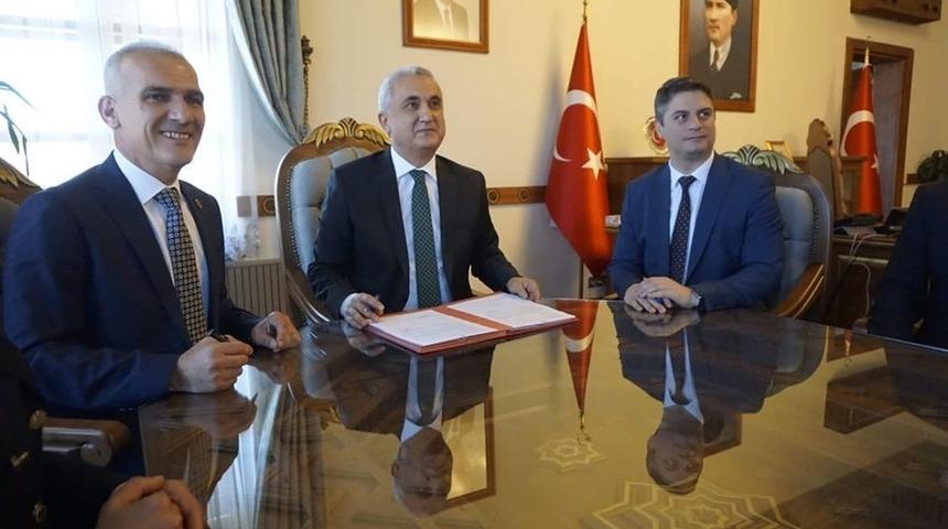 Devrekani Belediyesi ile Tarım İl M&uuml;d&uuml;rl&uuml;ğ&uuml; arasında protokol imzaladı