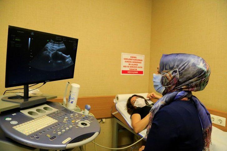 Op. Dr. Demir, "Jinekolojik kanserlerde de erken tanı ve taramalar çok önemli" G2