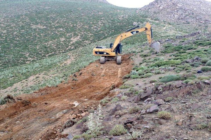 Van Büyükşehir Belediyesinin tarım seferberliği devam ediyor G2