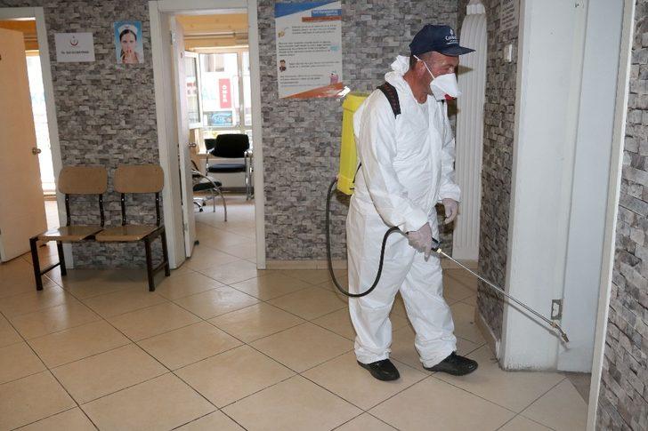 Çankaya Belediyesi sağlık kuruluşlarını ilaçladı G3