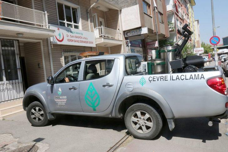 Çankaya Belediyesi sağlık kuruluşlarını ilaçladı G4